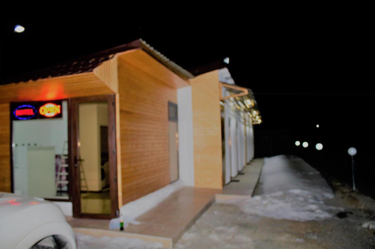 Hotel NOA Kazbegi Buitenkant foto