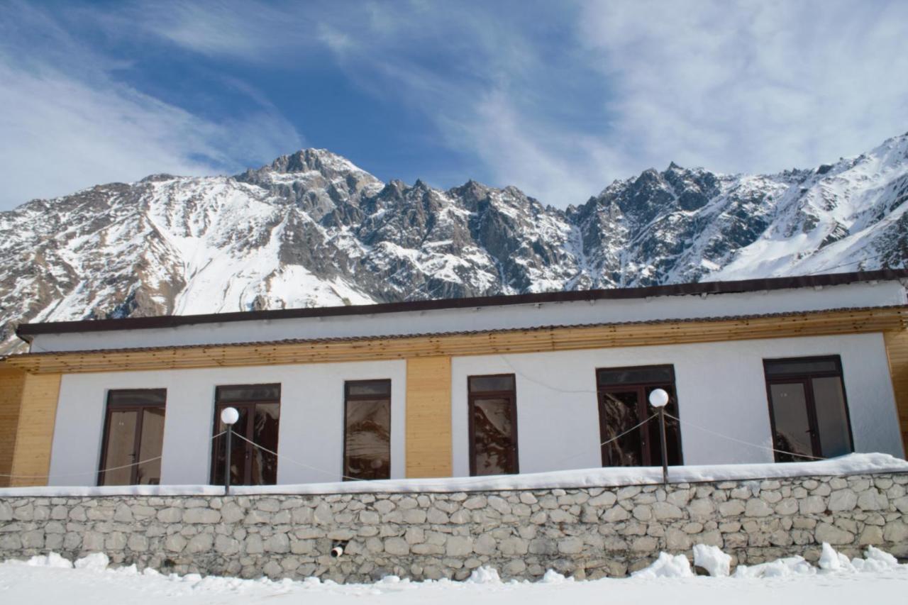 Hotel NOA Kazbegi Buitenkant foto