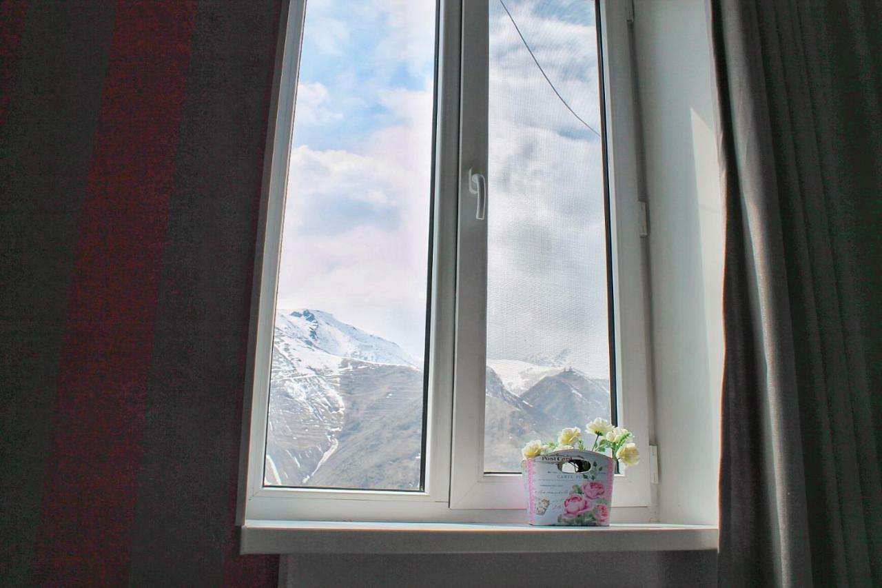 Hotel NOA Kazbegi Buitenkant foto
