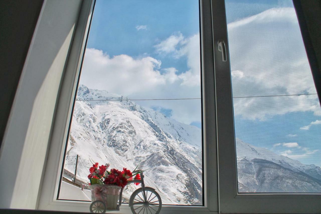 Hotel NOA Kazbegi Buitenkant foto