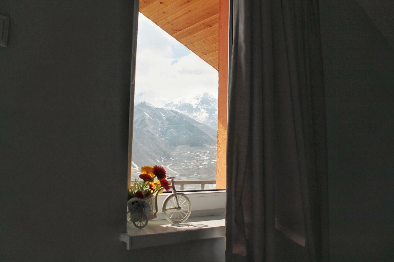 Hotel NOA Kazbegi Buitenkant foto